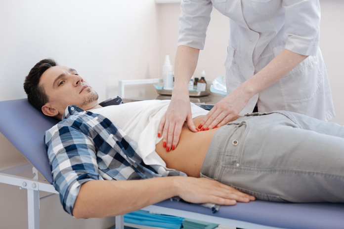 Pilvo skausmo pobūdis gali padėti atpažinti jį sukėlusią ligą – į ką svarbu atkreipti dėmesį?